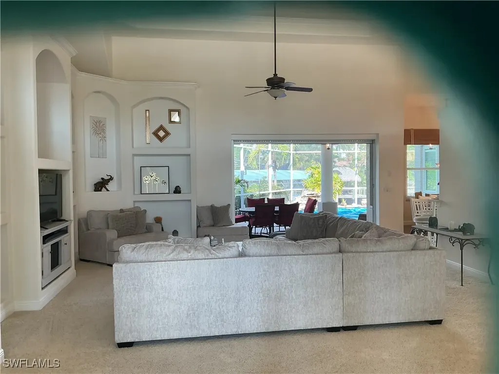 2605 Beach Parkway W Cape Coral FL 33914