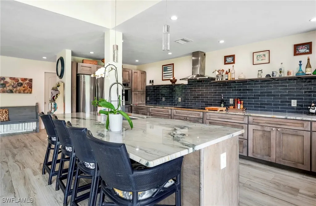2271 Harbor Road Naples FL 34104