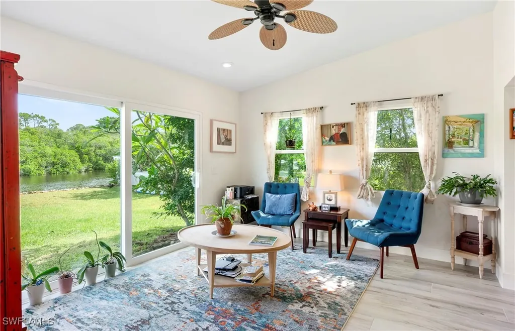 2271 Harbor Road Naples FL 34104