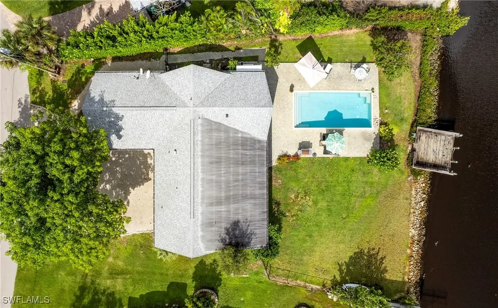 2271 Harbor Road Naples FL 34104