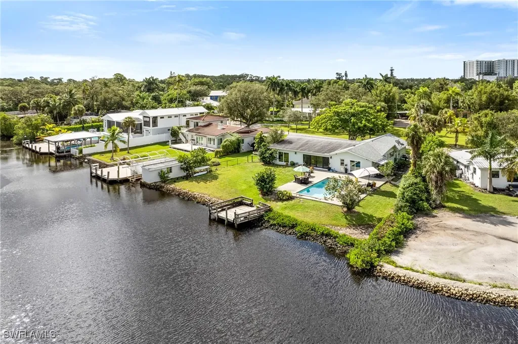 2271 Harbor Road Naples FL 34104