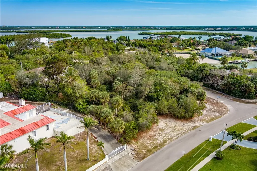 889 Scott Drive Marco Island FL 34145