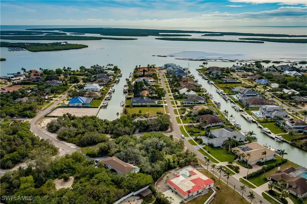 889 Scott Drive Marco Island FL 34145