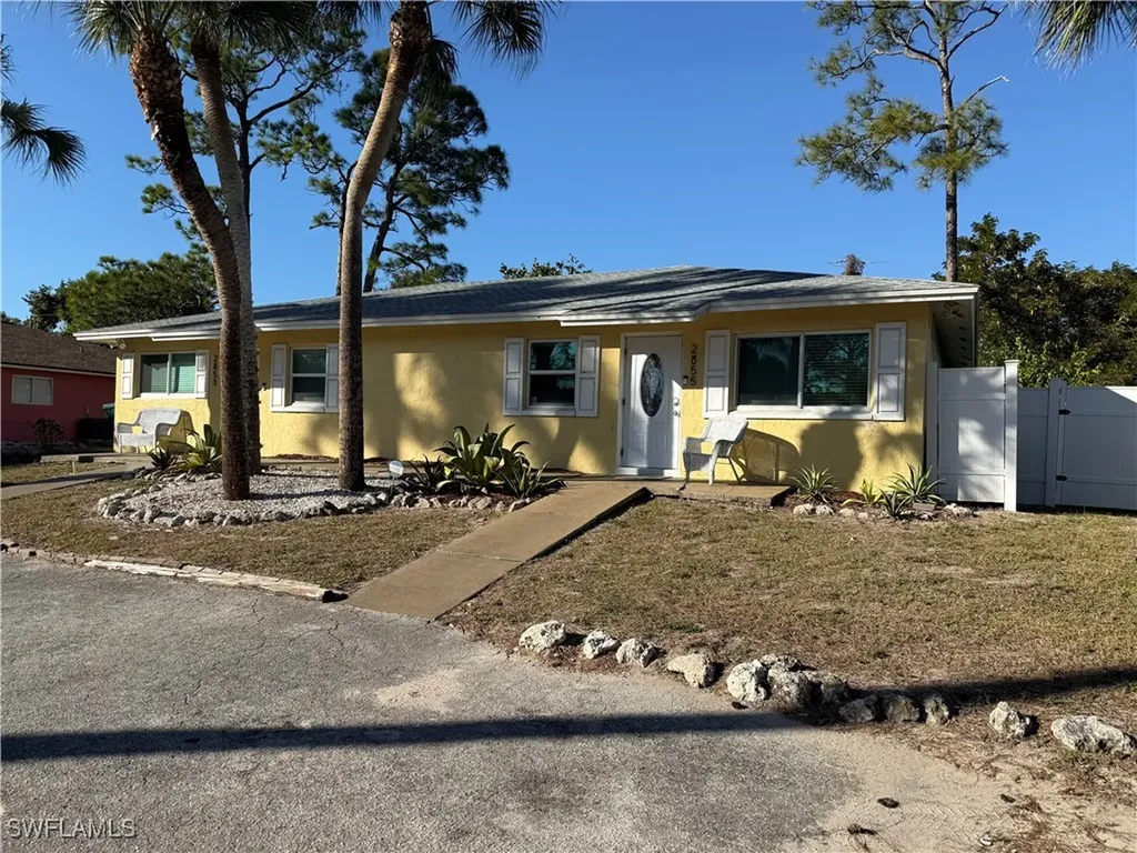 2855 Van Buren Avenue Naples FL 34112