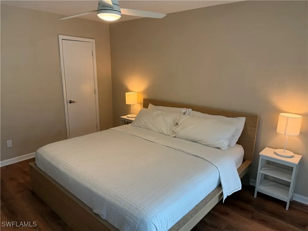 2855 Van Buren Avenue Naples FL 34112