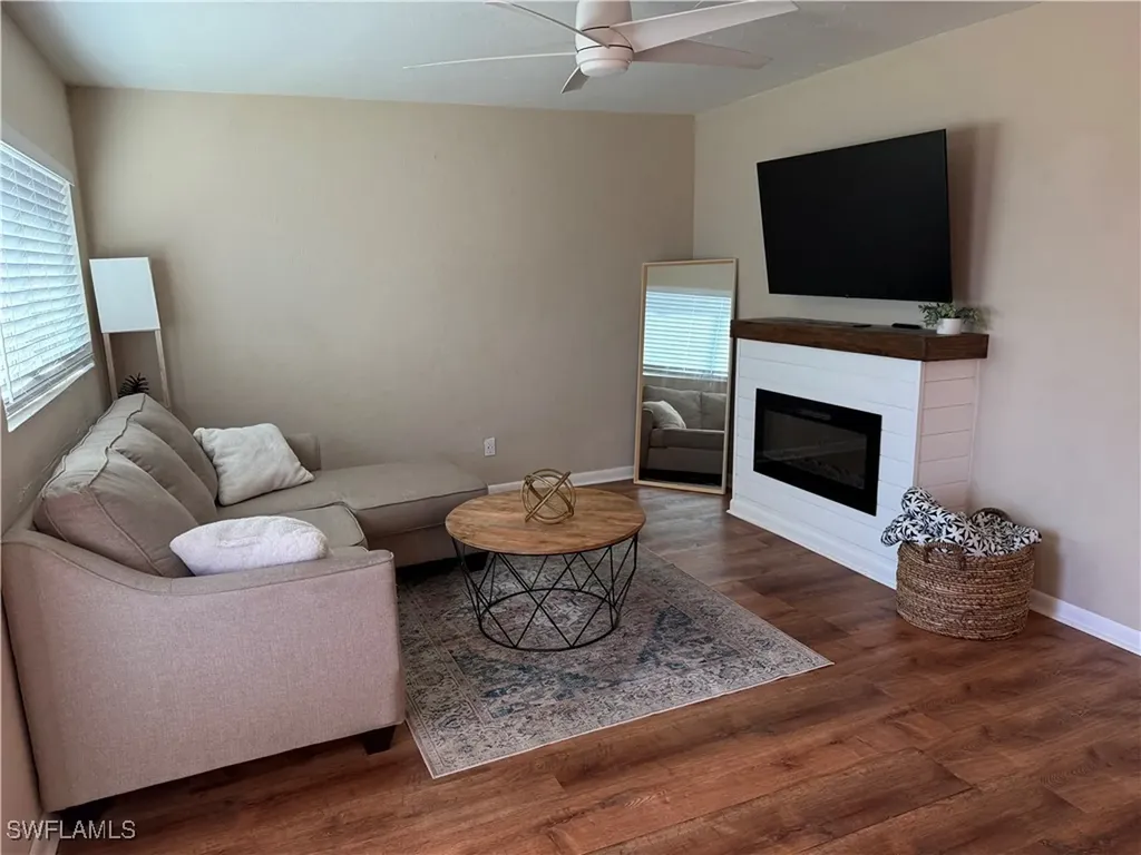 2855 Van Buren Avenue Naples FL 34112