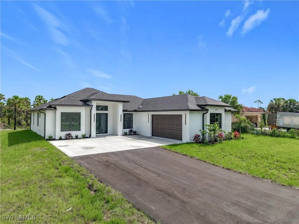 2707 36th Avenue SE Naples FL 34117