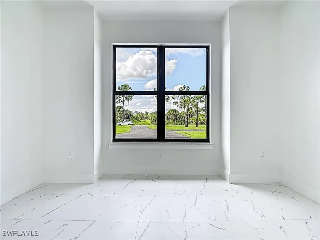 2707 36th Avenue SE Naples FL 34117