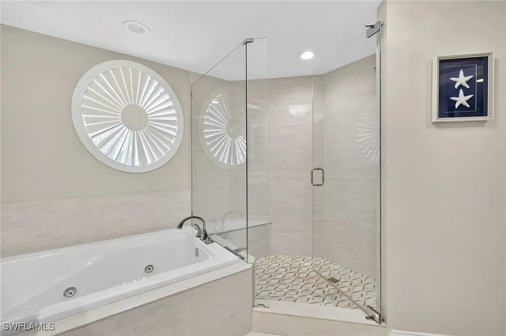 2748 Tiburon Boulevard E Naples FL 34109