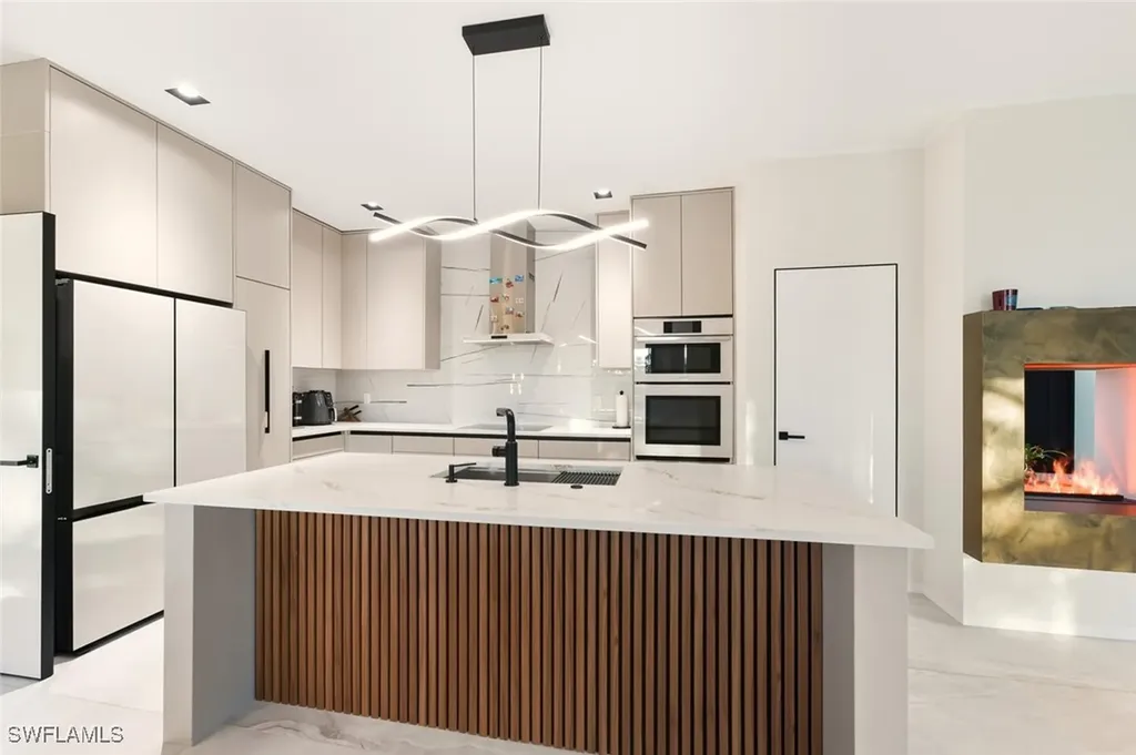 1991 Morning Sun Lane Naples FL 34119