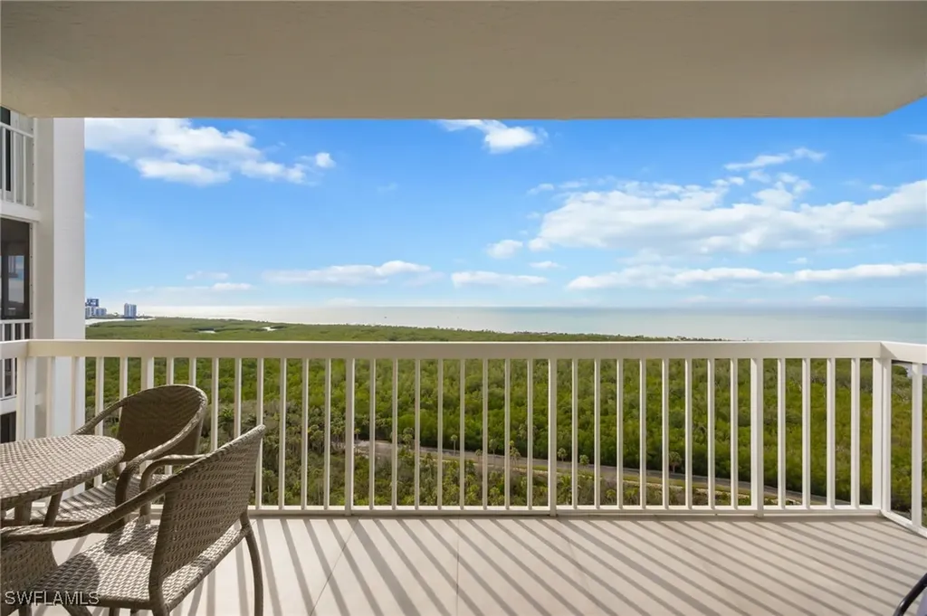 6573 Marissa Loop Naples FL 34108