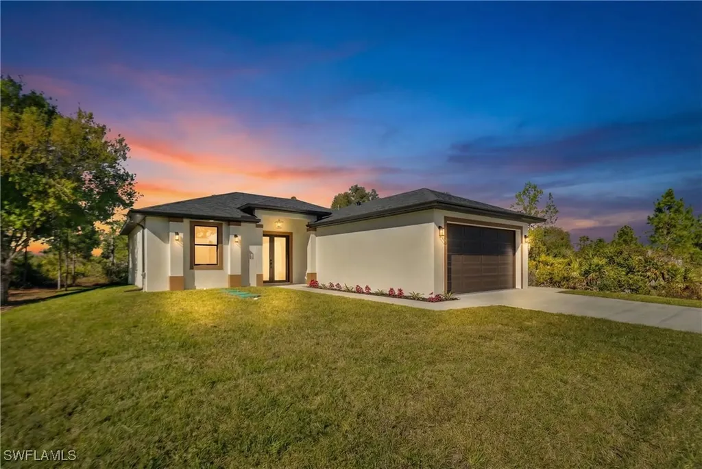 2919 Gene Avenue N Lehigh Acres FL 33971