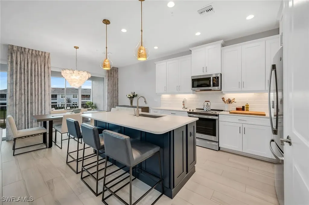 2609 Seychelles Circle Naples FL 34112