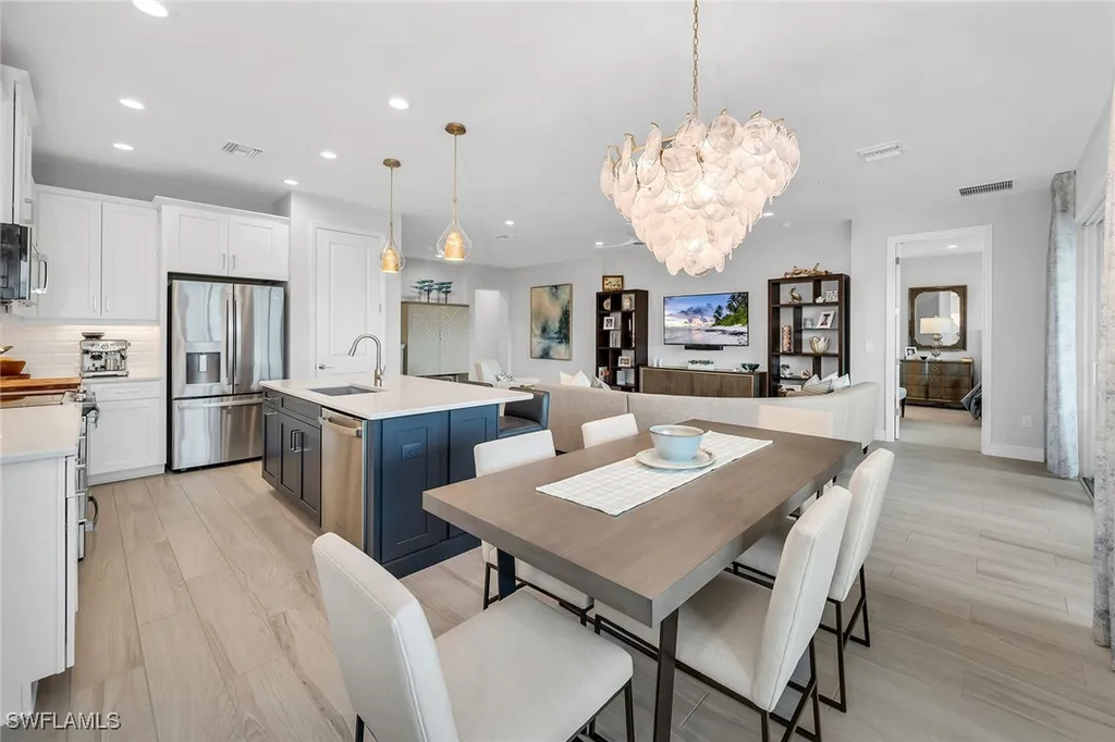 2609 Seychelles Circle Naples FL 34112