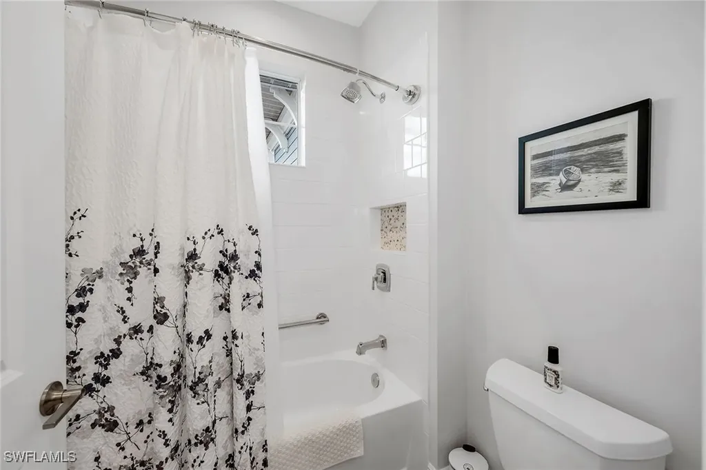 2609 Seychelles Circle Naples FL 34112