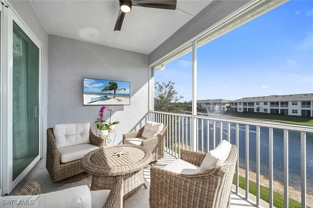 2609 Seychelles Circle Naples FL 34112