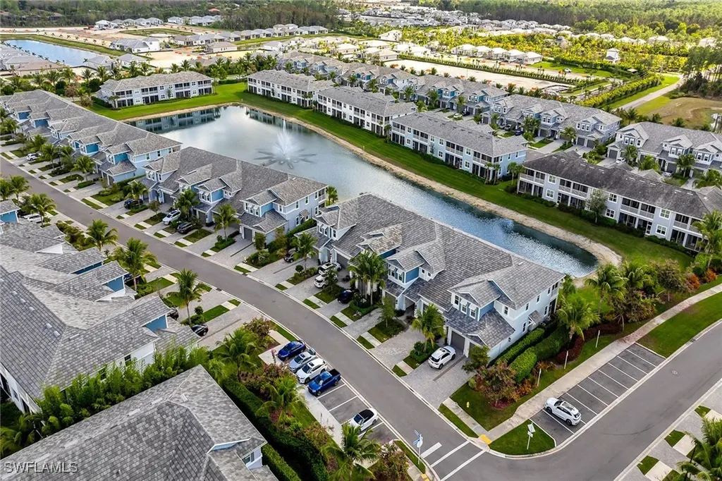 2609 Seychelles Circle Naples FL 34112