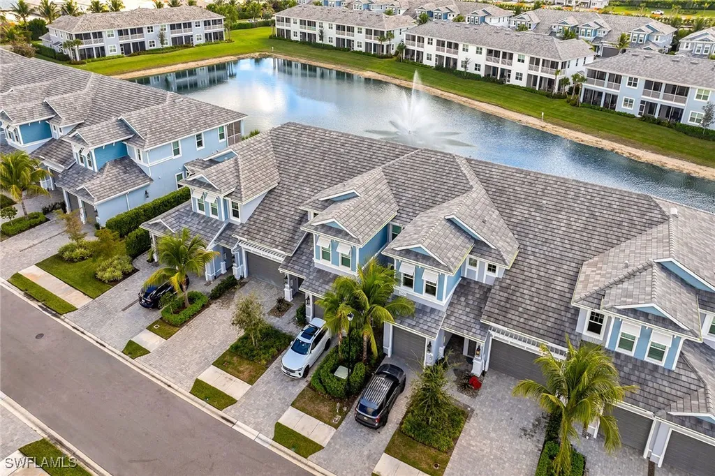 2609 Seychelles Circle Naples FL 34112