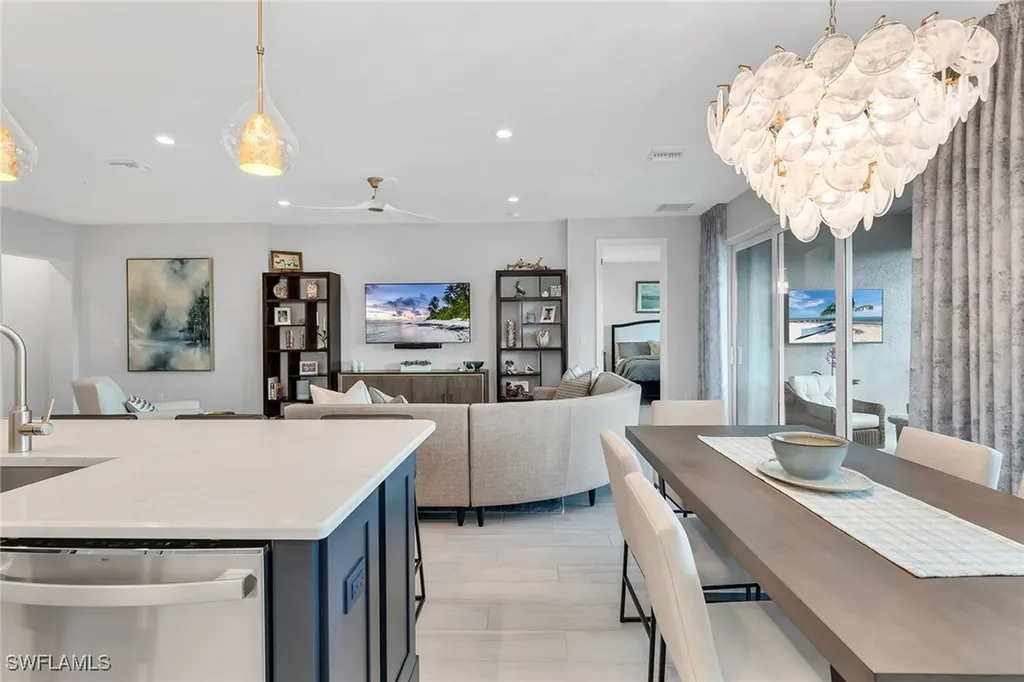 2609 Seychelles Circle Naples FL 34112