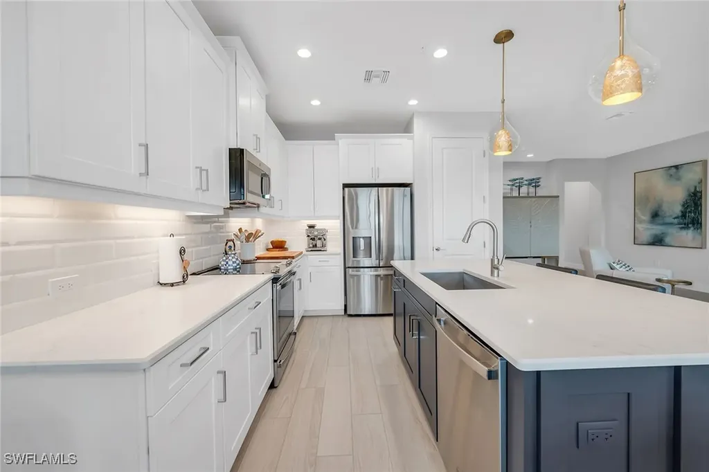2609 Seychelles Circle Naples FL 34112