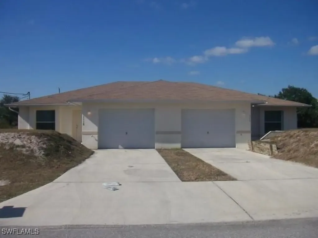 1116/1118 Ichabod Avenue Lehigh Acres FL 33973