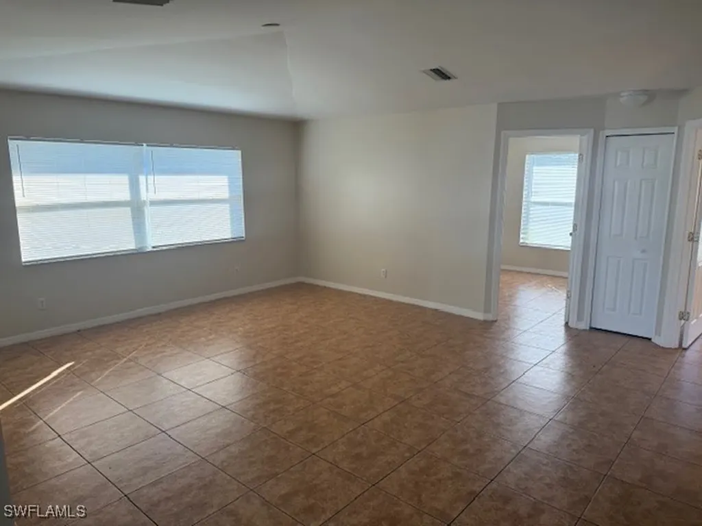 1116/1118 Ichabod Avenue Lehigh Acres FL 33973