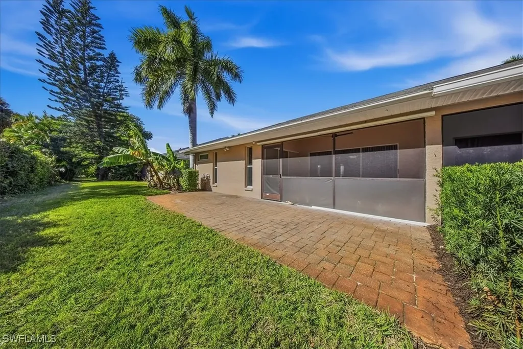 430 Saint Andrews Boulevard Naples FL 34113