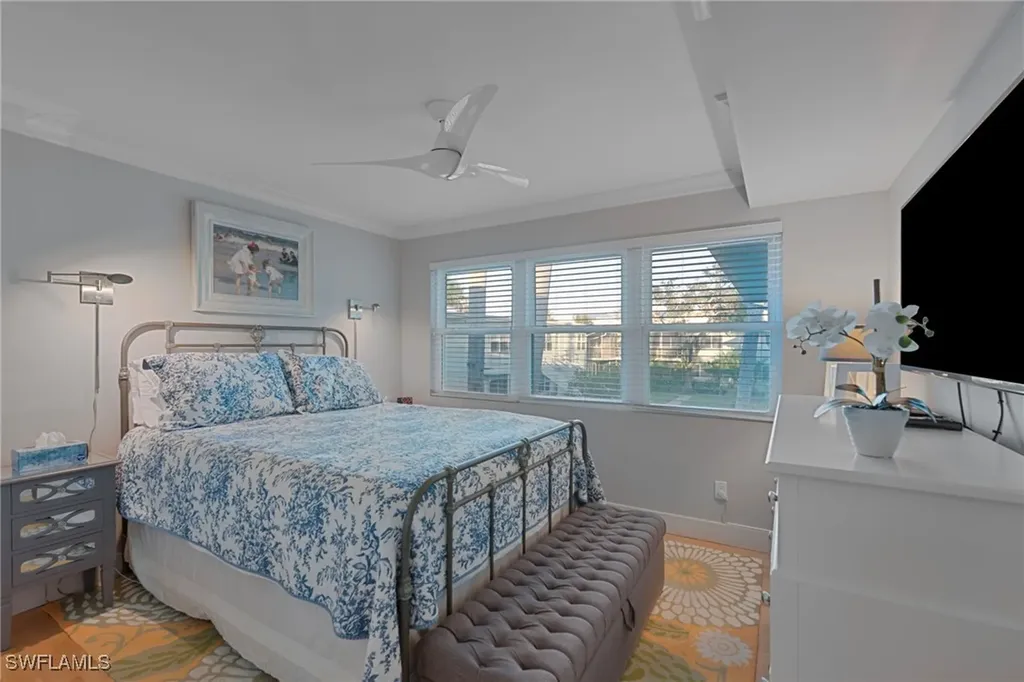 291 8th Avenue S Naples FL 34102