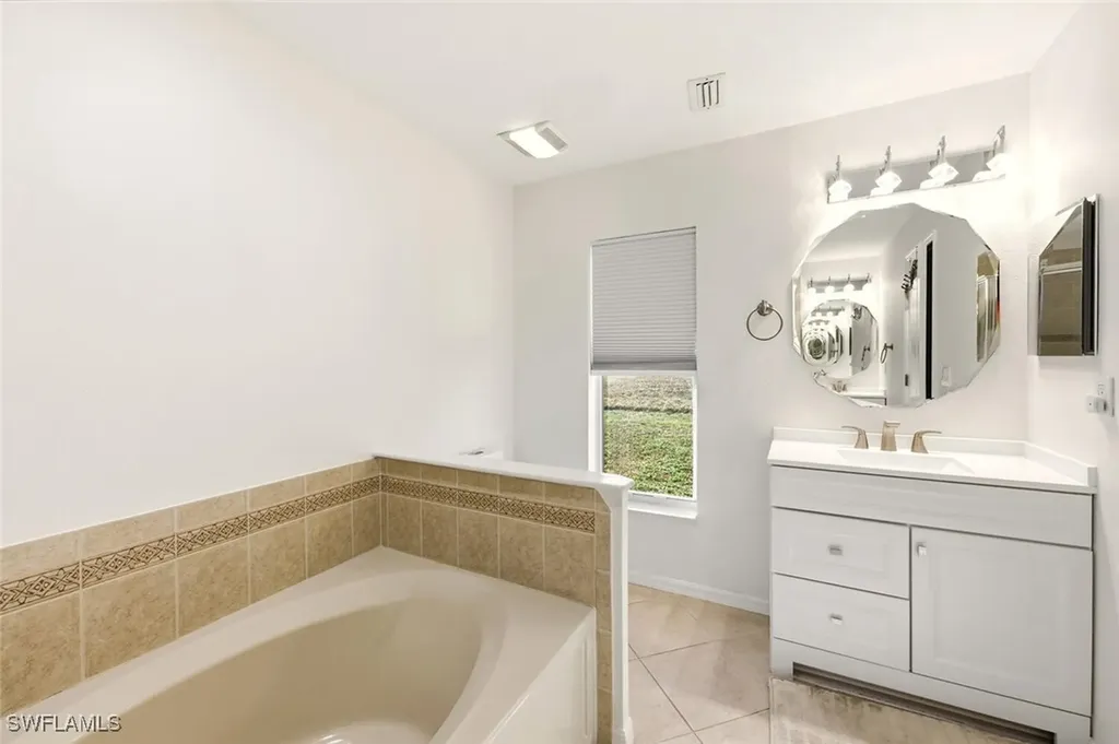 609 SE 16th Terrace Cape Coral FL 33990