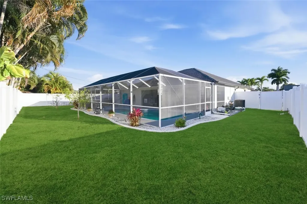 609 SE 16th Terrace Cape Coral FL 33990