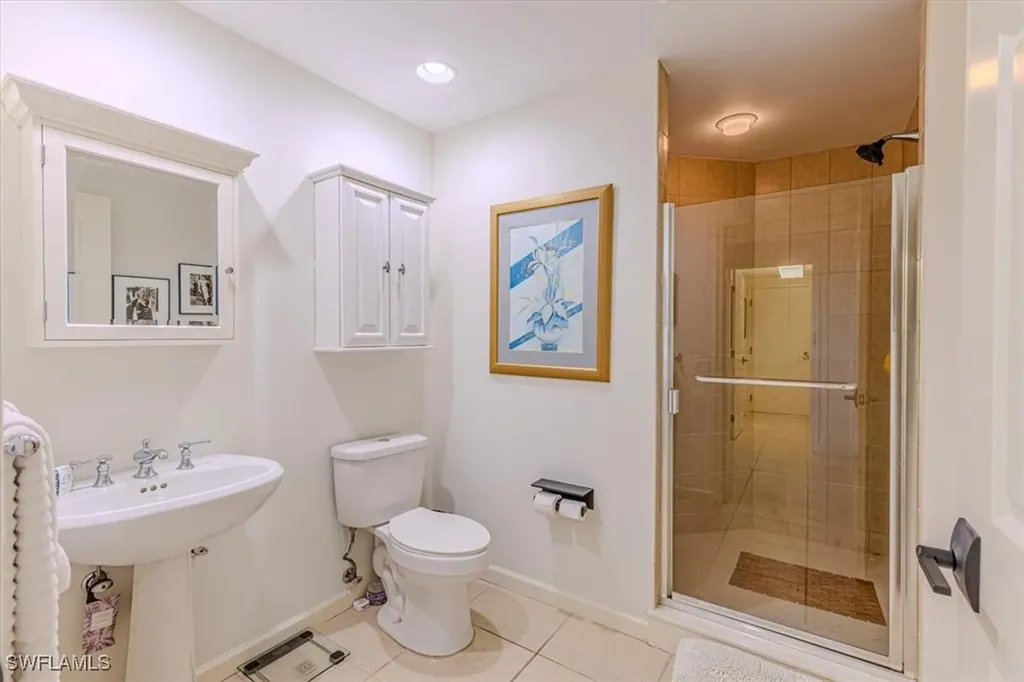 445 Cove Tower Drive Naples FL 34110