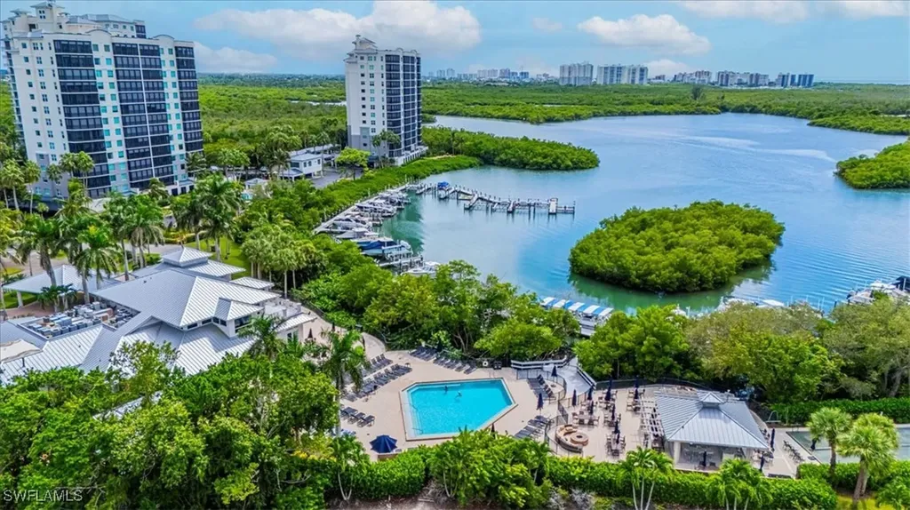 445 Cove Tower Drive Naples FL 34110