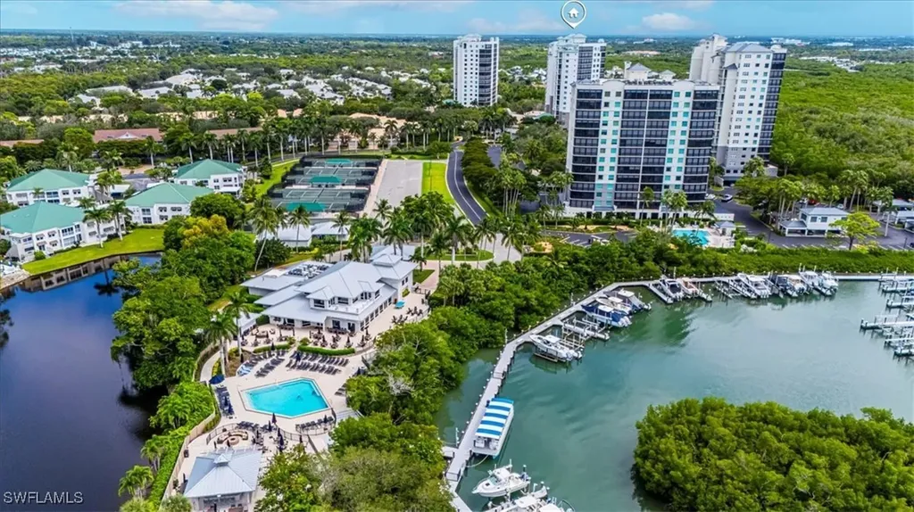 445 Cove Tower Drive Naples FL 34110