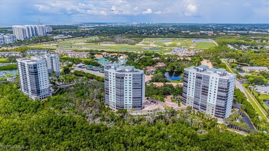 445 Cove Tower Drive Naples FL 34110