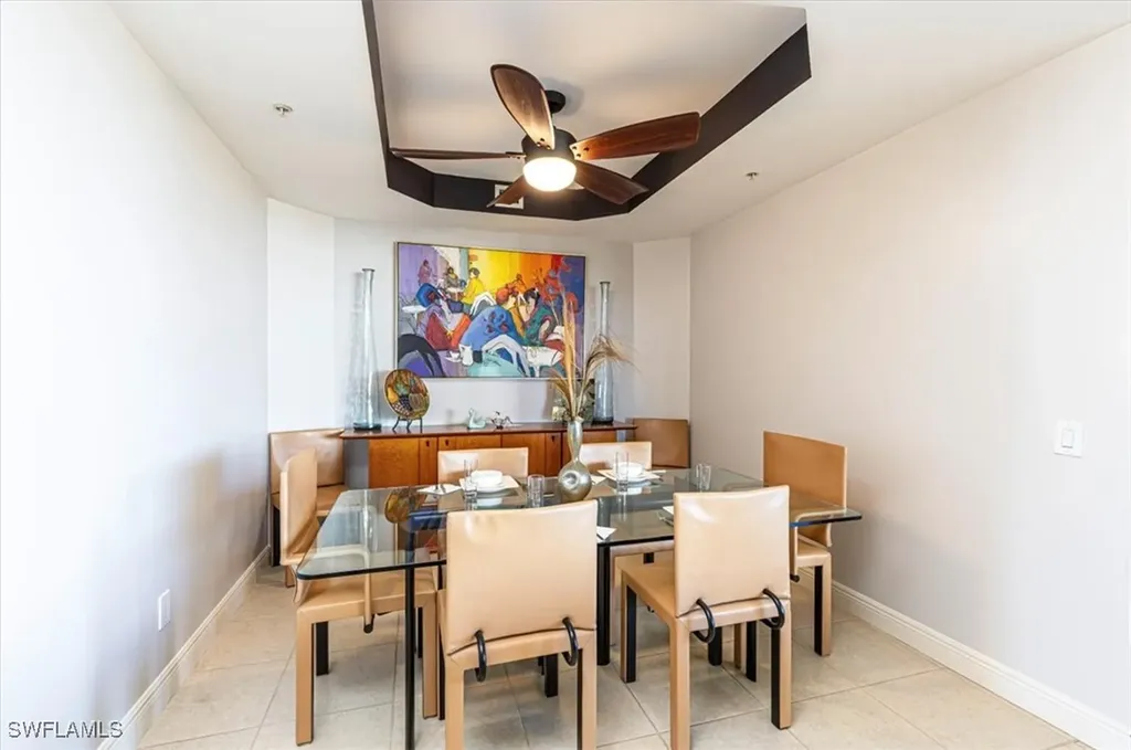 445 Cove Tower Drive Naples FL 34110