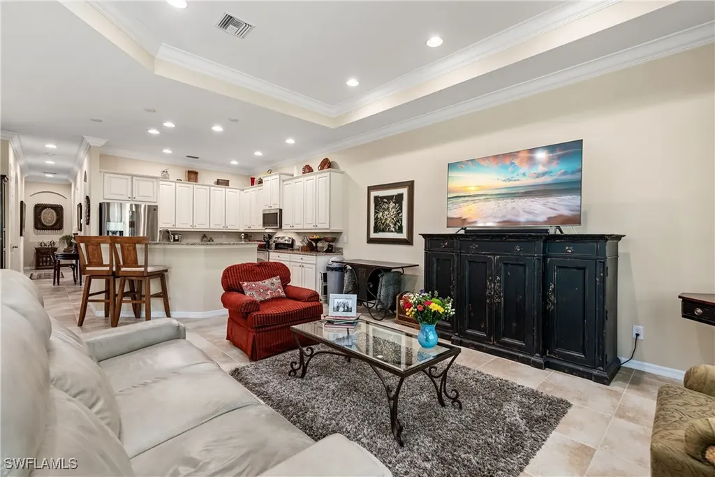 6849 Il Regalo Circle Naples FL 34109