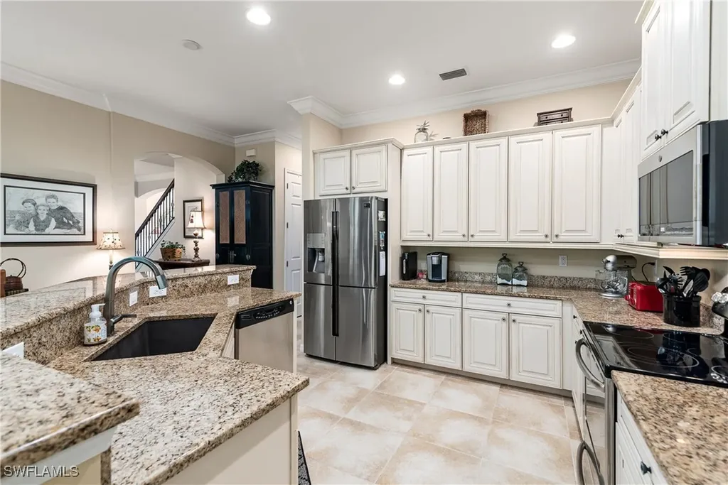 6849 Il Regalo Circle Naples FL 34109