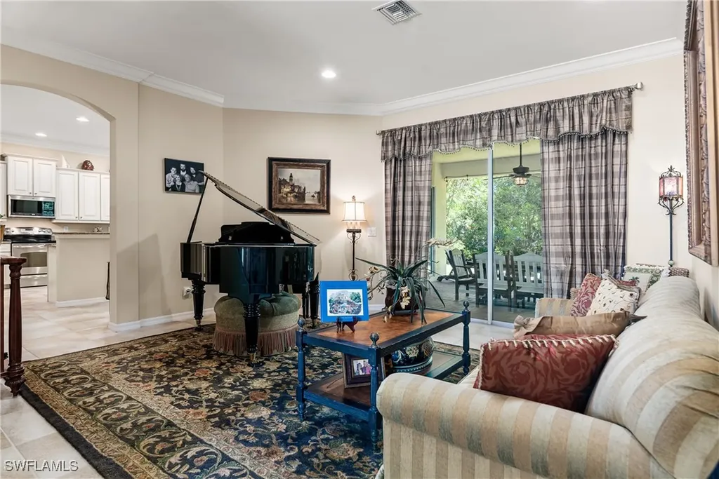 6849 Il Regalo Circle Naples FL 34109