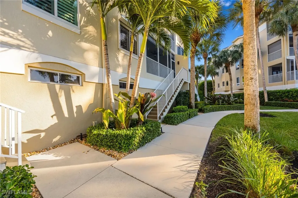 7686 Pebble Creek Circle Naples FL 34108