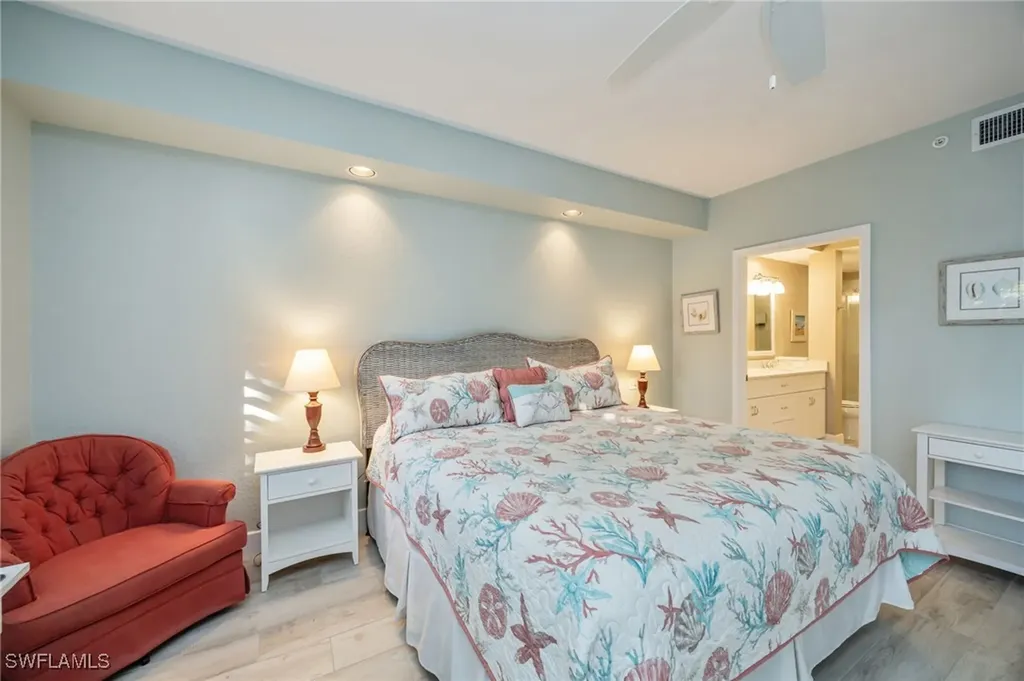 7686 Pebble Creek Circle Naples FL 34108