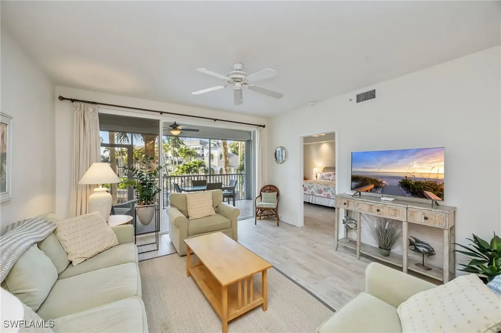 7686 Pebble Creek Circle Naples FL 34108