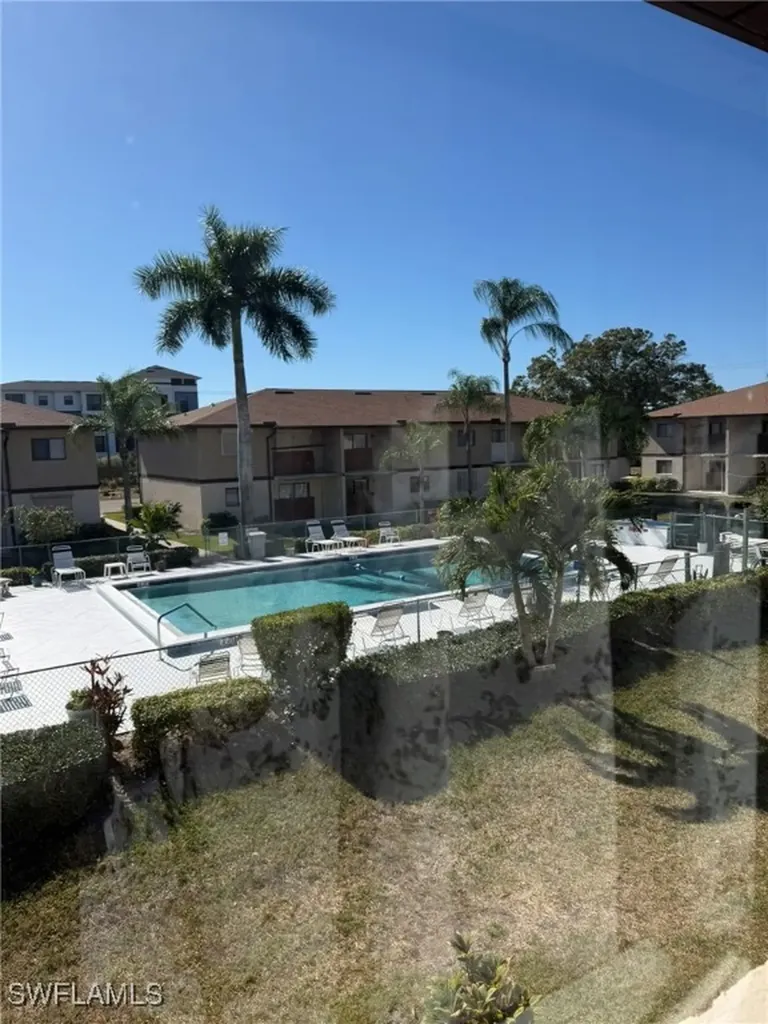 4790 S Cleveland Avenue Fort Myers FL 33907