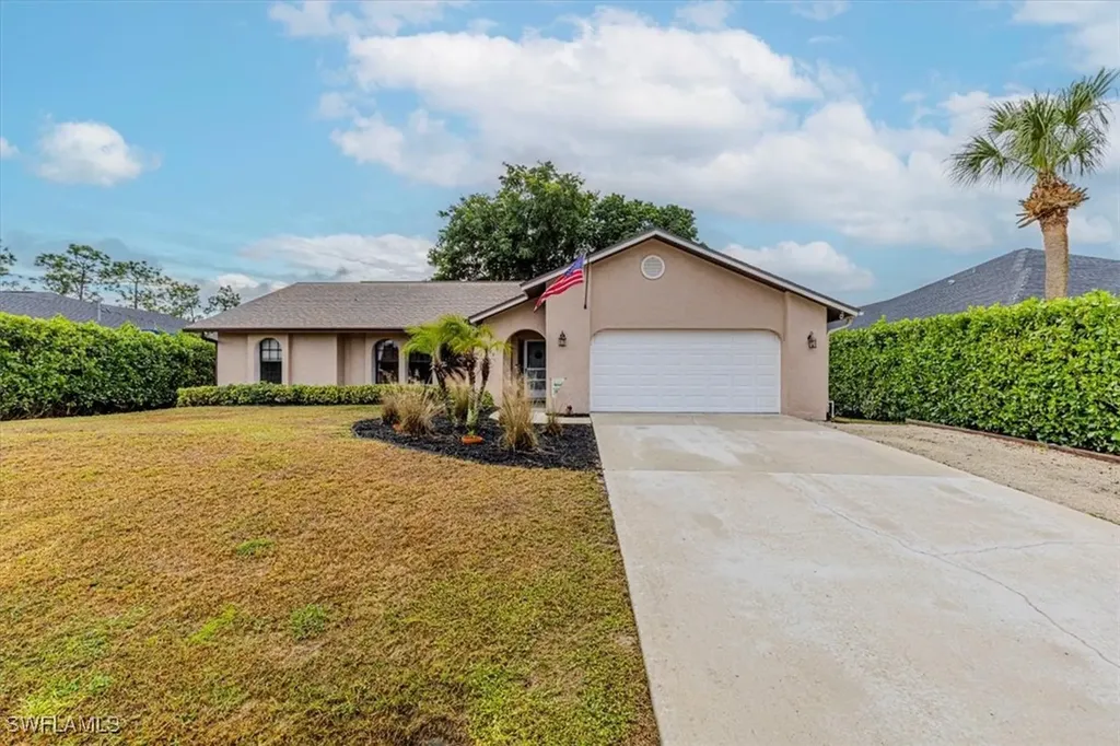 Bonita Springs FL, 10590 Woodchuck Lane