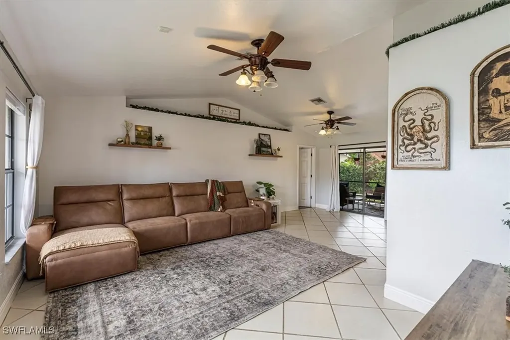 10590 Woodchuck Lane Bonita Springs FL 34135