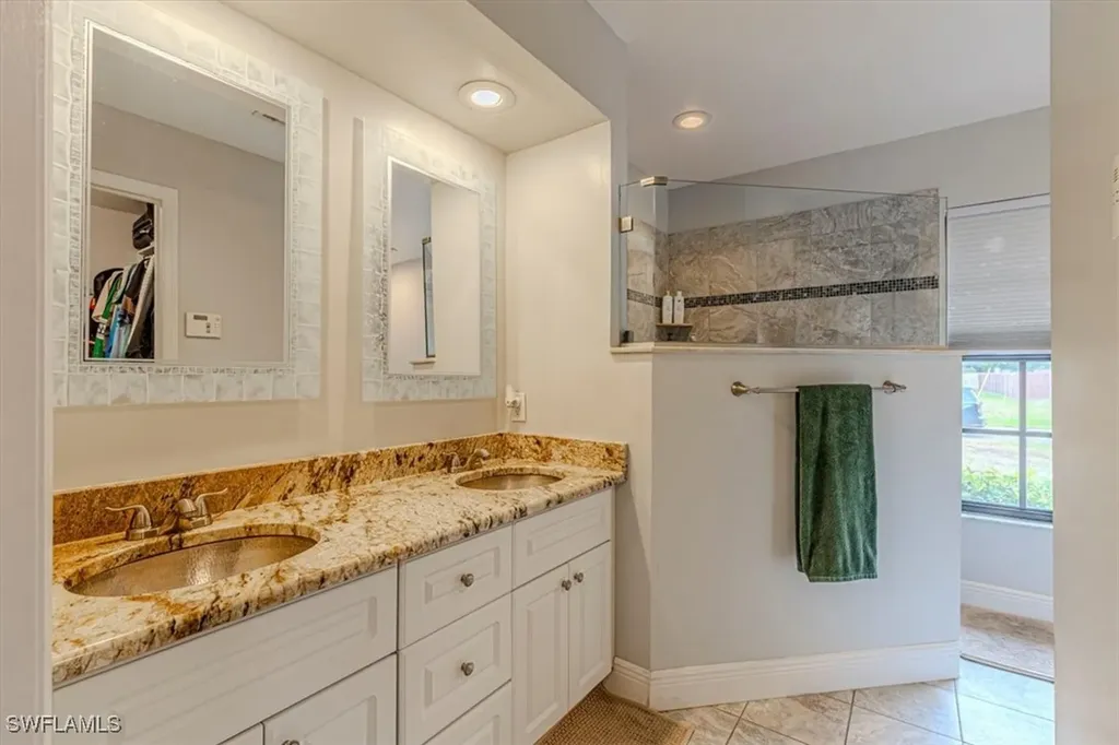 10590 Woodchuck Lane Bonita Springs FL 34135