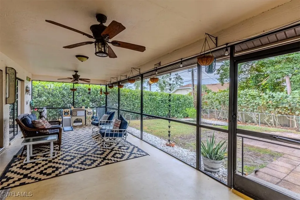 10590 Woodchuck Lane Bonita Springs FL 34135