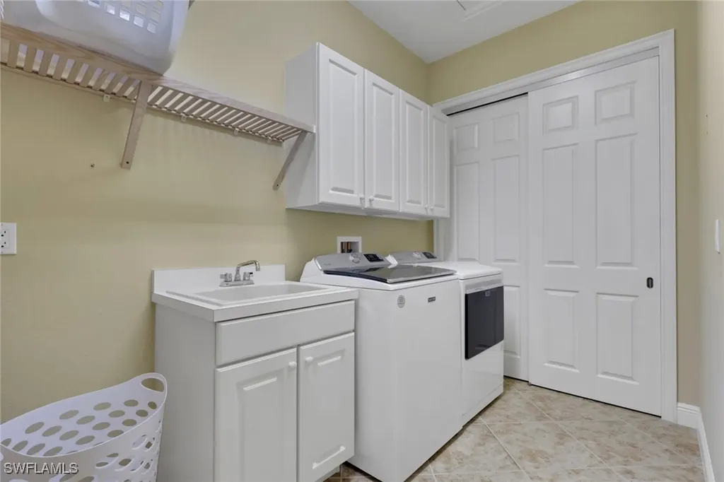 6397 Legacy Circle Naples FL 34113