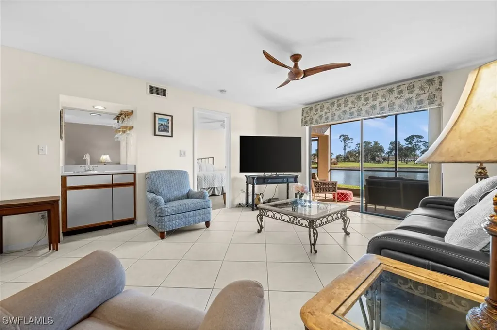 400 Fox Haven Drive Naples FL 34104