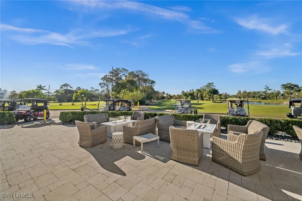 400 Fox Haven Drive Naples FL 34104