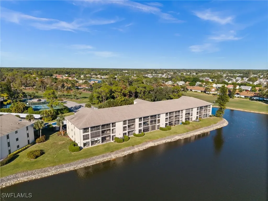 400 Fox Haven Drive Naples FL 34104